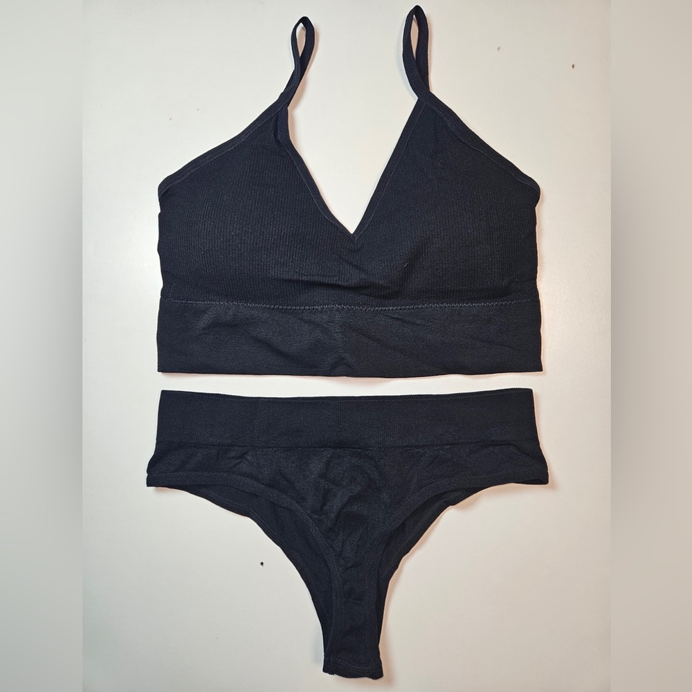 women's underwear set, bra and panties for training